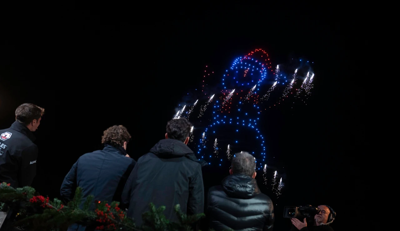 ¡Menudo espectáculo! El Hormiguero 'inaugura' la Navidad junto a David Bisbal