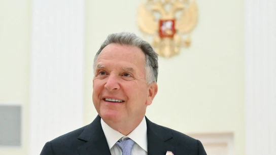 Witkoff aconsejaba a los rusos adular a Trump Steve Witkoff, durante una reunión en Moscú.