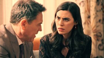 María sospecha que Andrés podría haber recuperado la memoria, pero Gabriel no opina igual: “Si lo hubiera recordado todo, nos habría confrontado” 