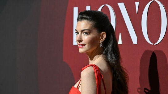 La actriz Anne Hathaway en un acto en octubre de 2025, a los 43 a&ntilde;os.
