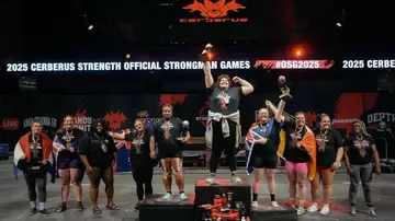 Jammie Booker en el podio de los Strongman Games Jammie Booker en el podio de los Strongman Games