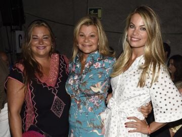 Cari Lapique con sus hijas Caritina y Carla Goyanes 