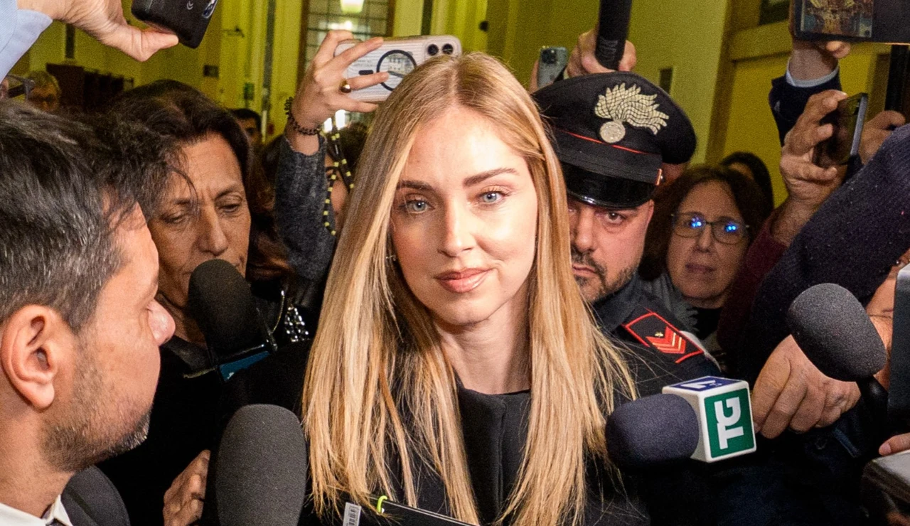 Chiara Ferragni saliendo del juzgado