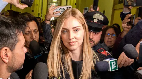 Chiara Ferragni saliendo del juzgado Chiara Ferragni saliendo del juzgado