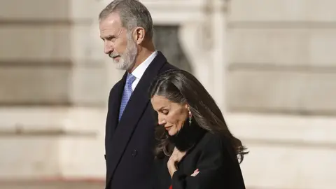 La reina Letizia y el rey Felipe, en el Palacio Real La reina Letizia y el rey Felipe, en el Palacio Real