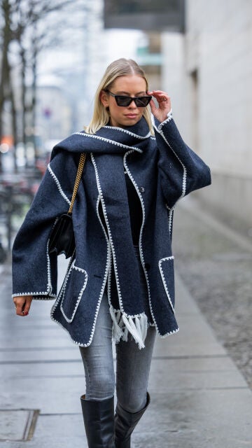 Abrigo con bufanda incorporada de TOTEME