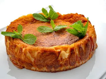 Eva Arguiñano elabora una tarta horneada de leche: "Facilísima, muy sencilla y rica" Eva Arguiñano elabora una tarta horneada de leche: "Facilísima, muy sencilla y rica"