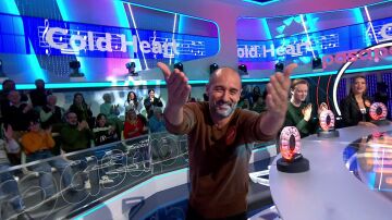 Alain Hernández sorprende con sus pasos de bailarín en Pasapalabra