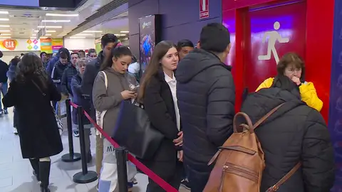 Cola en la administración La Chulapa Cola en la administración La Chulapa