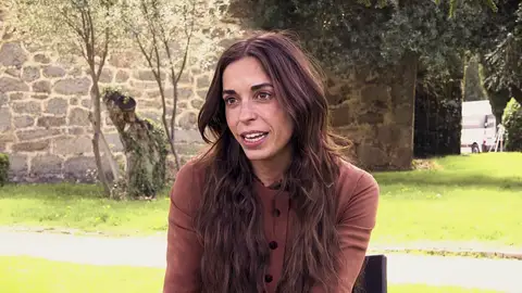 Carlota Baró analiza la relación de Renata con Gustavo e Inés tras el primer capítulo de Las hijas de la criada: “Se siente como una estúpida” Carlota Baró analiza la relación de Renata con Gustavo e Inés tras el primer capítulo de Las hijas de la criada: “Se siente como una estúpida”