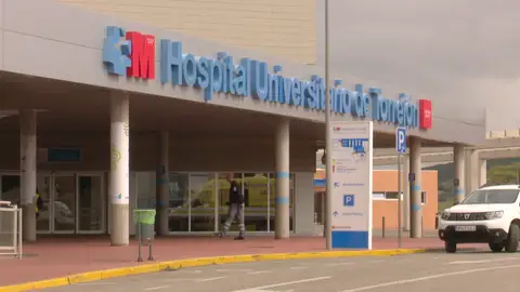 Apartado el CEO de Ribera Salud de la gestión del Hospital de Torrejón de Ardoz tras ser acusado de dar instrucciones para realizar menos pruebas Apartado el CEO de Ribera Salud de la gestión del Hospital de Torrejón de Ardoz tras ser acusado de dar instrucciones para realizar menos pruebas