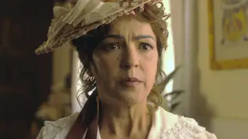 “Tú tienes una hija, pero tardarás en conocerla”: las palabras de la santera desconciertan a doña Inés “Tú tienes una hija, pero tardarás en conocerla”: las palabras de la santera desconciertan a doña Inés