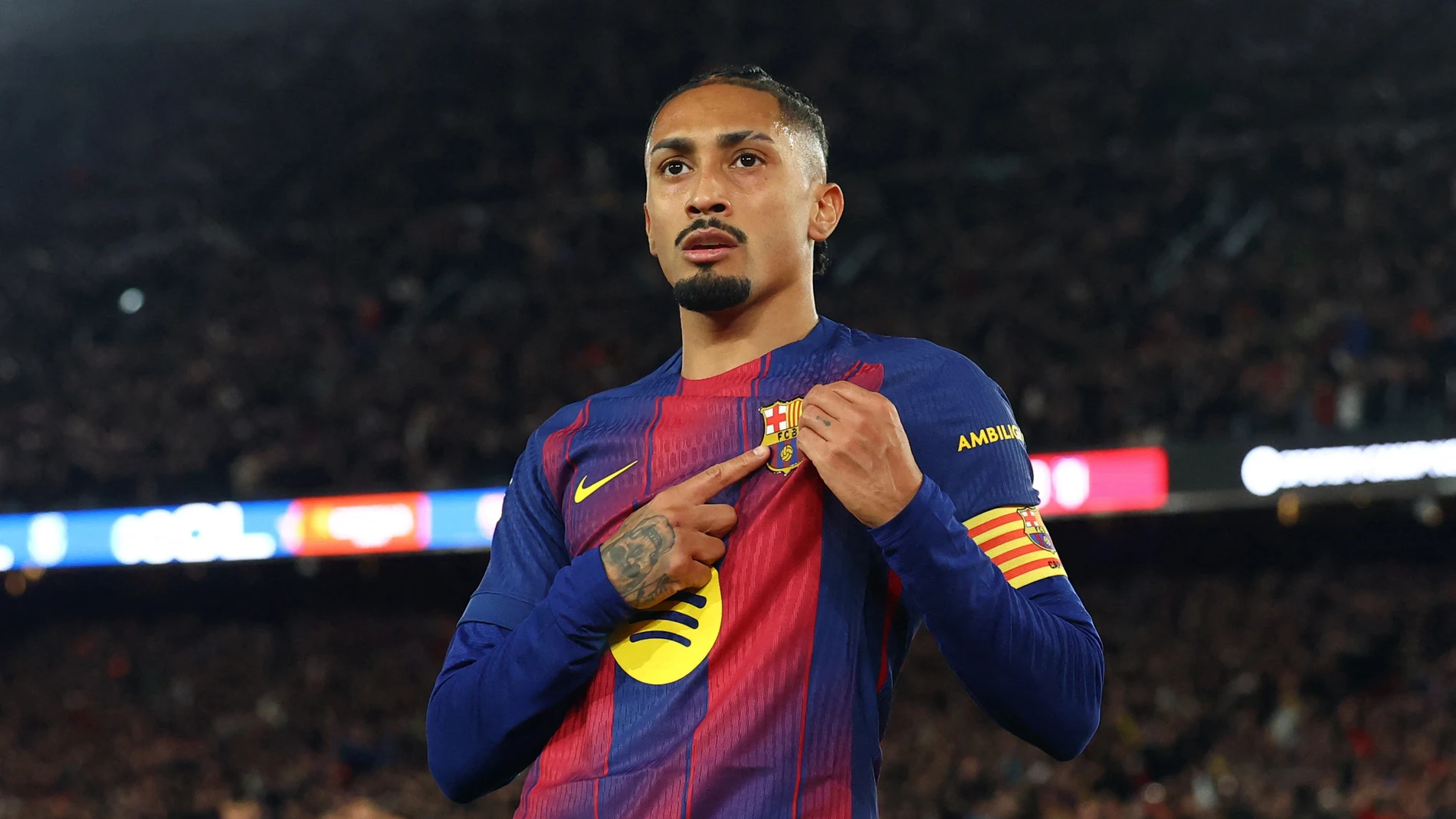 Raphinha celebra un gol con el Barcelona Raphinha celebra un gol con el Barcelona