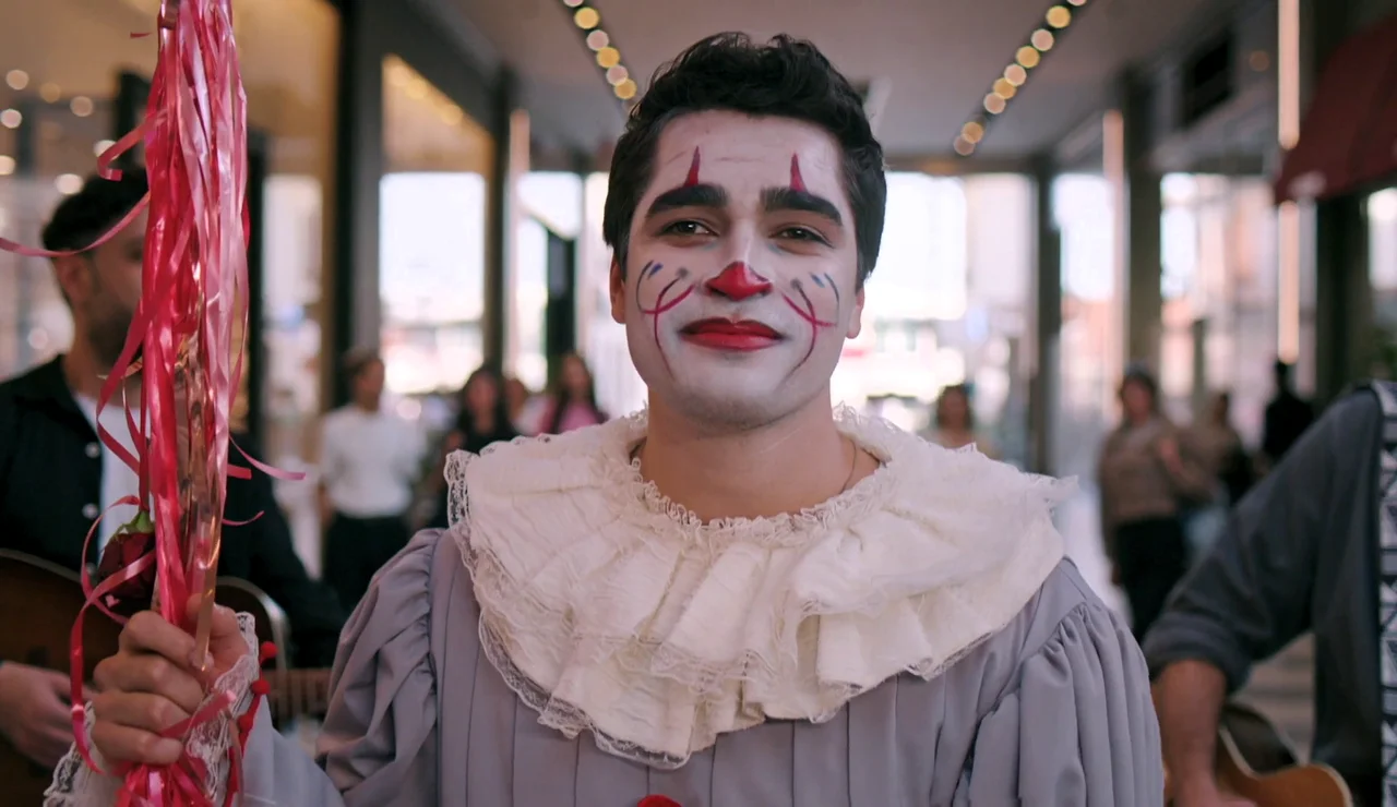 Así suena la canción turca que Ferit le dedica a Seyran y que esconde un poderoso mensaje de amor