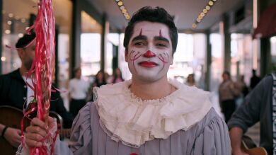 Así suena la canción turca que Ferit le dedica a Seyran y que esconde un poderoso mensaje de amor