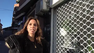 Paola Olmedo haciendo declaraciones a la prensa Paola Olmedo haciendo declaraciones a la prensa