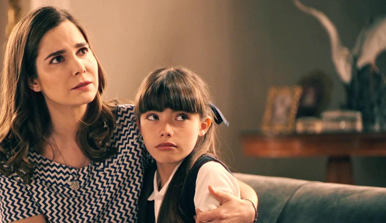 Gabriel grita a Julia delante de Begoña y ella se enfrenta a