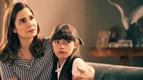 Gabriel grita a Julia delante de Begoña y ella se enfrenta a Gabriel grita a Julia delante de Begoña y ella se enfrenta a