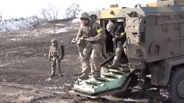 Zelenski se reunirá el lunes con los líderes europeos del E3 para revisar las negociaciones de paz Zelenski se reunirá el lunes con los líderes europeos del E3 para revisar las negociaciones de paz