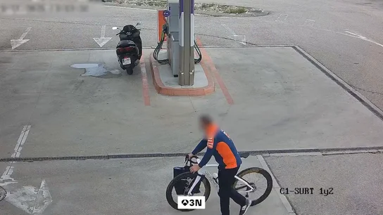 Detenido por robar la bicicleta de 20.000 euros del piloto de MotoGP Jorge Martín en Cheste Detenido por robar la bicicleta de 20.000 euros del piloto de MotoGP Jorge Martín en Cheste