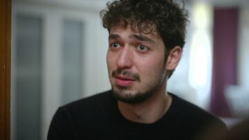 Seren aparta a Uras de su vida tras un enfrentamiento cargado de dolor Seren aparta a Uras de su vida tras un enfrentamiento cargado de dolor