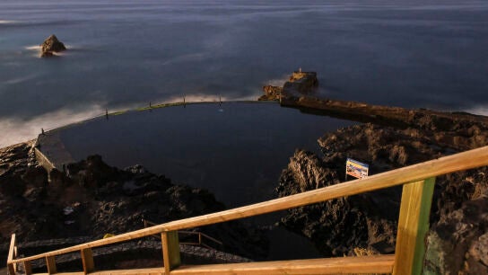 Piscina natural de Isla Cangrejo, en Los Gigantes (Tenerife)