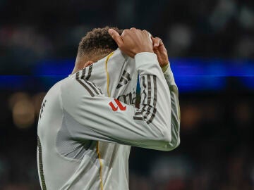 Kylian Mbappé, desesperado en el partido contra el Celta de Vigo Kylian Mbappé, desesperado en el partido contra el Celta de Vigo