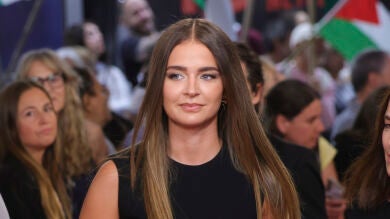 De Edurne a Laura Escanes: los peinados navideños que puedes replicar fácilmente en casa