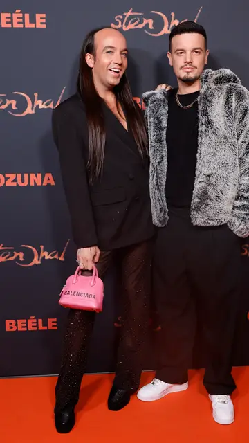 Aless Gibaja presenta a su novio Aless Gibaja presenta a su novio