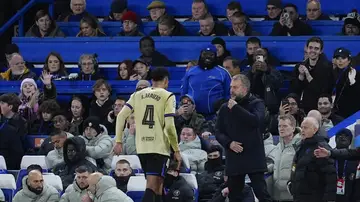 Araújo, tras ser expulsado en Stamford Bridge Araújo, tras ser expulsado en Stamford Bridge