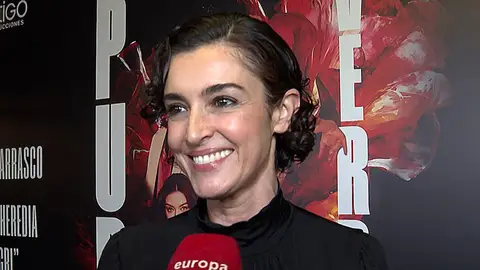 Blanca Romero haciendo declaraciones a la prensa Blanca Romero haciendo declaraciones a la prensa