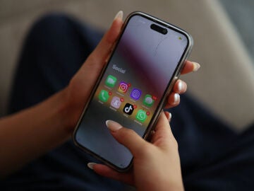 Nuevo control migratorio de Trump: revisar las redes sociales