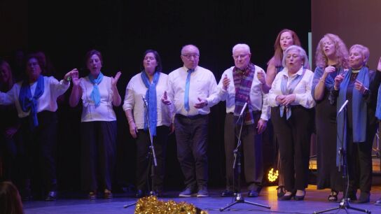 Historias y m&uacute;sica navide&ntilde;a: la mejor terapia para los mayores de Chiclana