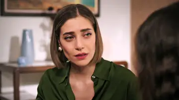 “Solo quiero que alguien me quiera”: Asuman se abre con Suna y confiesa que siente algo por Doruk “Solo quiero que alguien me quiera”: Asuman se abre con Suna y confiesa que siente algo por Doruk