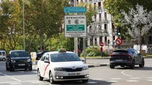 Ayuntamiento ampl&iacute;a a todo 2026 la moratoria de acceso a los veh&iacute;culos empadronados en Madrid sin etiqueta