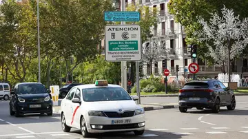 Ayuntamiento amplía a todo 2026 la moratoria de acceso a los vehículos empadronados en Madrid sin etiqueta Ayuntamiento amplía a todo 2026 la moratoria de acceso a los vehículos empadronados en Madrid sin etiqueta