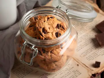 Galletas dentro de un bote de cristal Galletas dentro de un bote de cristal