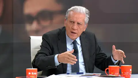 Diego López Garrido en Espejo Público. Diego López Garrido en Espejo Público.