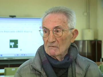 Jos&eacute; Castro, un estudiante de matr&iacute;cula de honor a los 78 a&ntilde;os