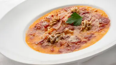Risotto de sobrasada con láminas de cabeza de jabalí, de Joseba Arguiñano Risotto de sobrasada con láminas de cabeza de jabalí, de Joseba Arguiñano