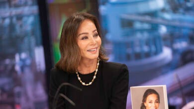 Isabel Preysler recuerda la noche en la que Carmen Martínez-Bordiú y ella acabaron 'por los aires'