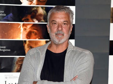 L ACTOR ADOLFO FERNANDEZ DURANTE LA PREMIER DE LA PELICULA " LOS TONTOS Y LOS ESTUPIDOS "