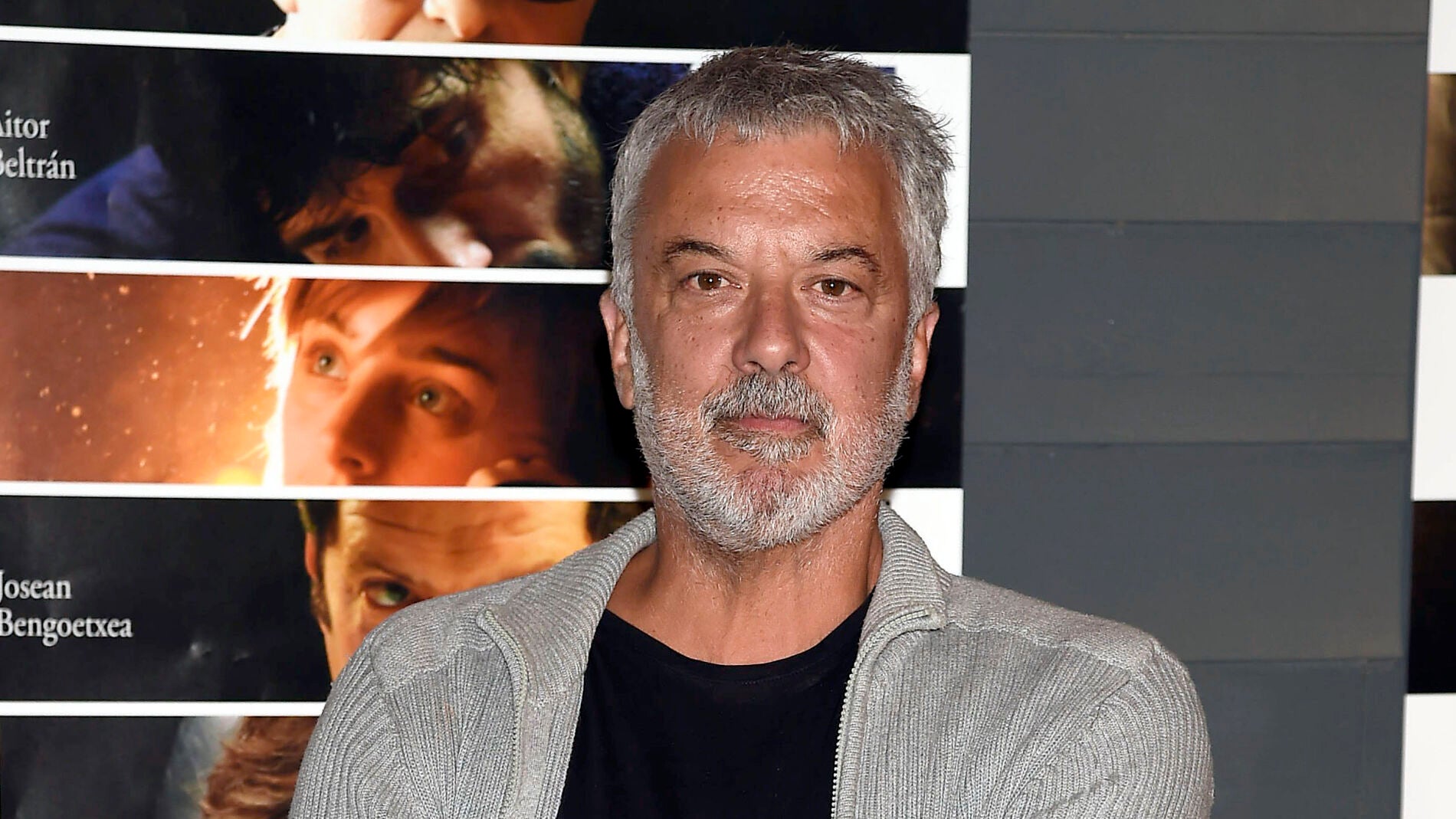 L ACTOR ADOLFO FERNANDEZ DURANTE LA PREMIER DE LA PELICULA " LOS TONTOS Y LOS ESTUPIDOS "