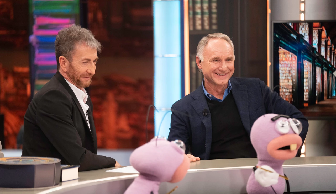 "No existe el síndrome del folio en blanco": estos son los consejos que Dan Brown le da a los jóvenes escritores