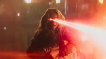 Milly Alcock como Supergirl Milly Alcock como Supergirl