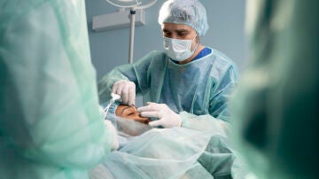 Muere una mujer de 37 a&ntilde;os tras realizarse una rinoplastia con un m&eacute;dico que no estaba cualificado