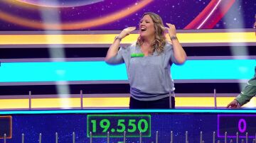 Ali, concursante de La ruleta de la suerte noche Ali, concursante de La ruleta de la suerte noche