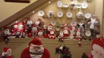 La casa de los 400 Papás Noel que se abre cada año por una causa solidaria: "No imaginé repetirlo cada año, pero la necesidad sigue ahí" La casa de los 400 Papás Noel que se abre cada año por una causa solidaria: "No imaginé repetirlo cada año, pero la necesidad sigue ahí"