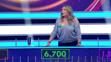 Concursante de La ruleta de la suerte noche Concursante de La ruleta de la suerte noche