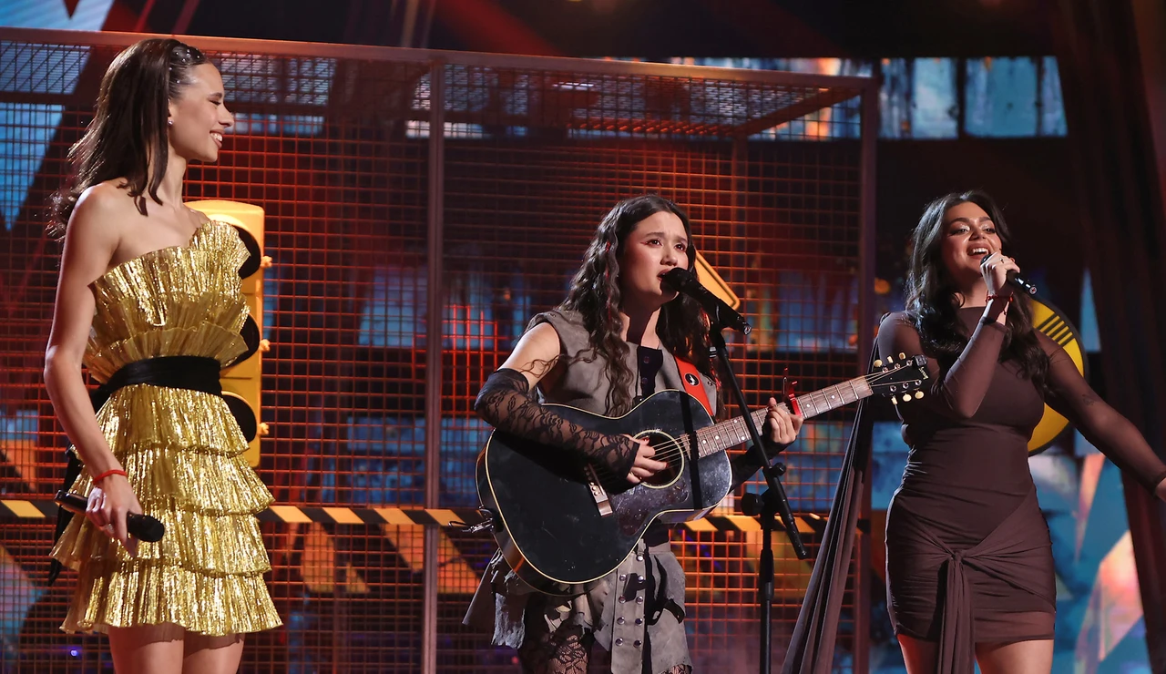 La actuación de Joaquina con las semifinalistas de Malú conquista al público